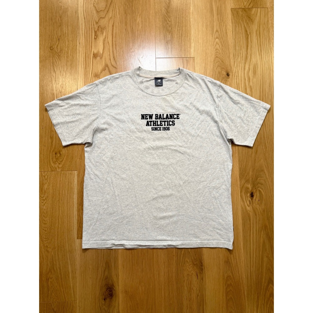 New Balance Varsity Althetics Front & Back Retro Graphic T-shirt XL Grey